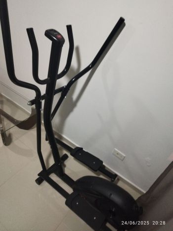 Elptico . Esportes e lazer