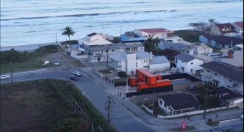 �rea comercial � venda  no Balne�rio Rainha - Itapo�, SC. Im�veis