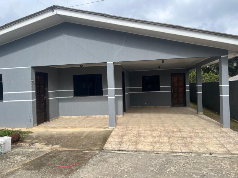Casa à venda no Centro - Areia Branca dos Assis, PR. R$ 350.000,00 Casa à venda no Centro - Areia Branca dos Assis, PR. R$ 350.000,00