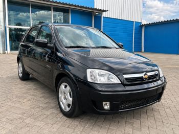 Chevrolet Corsa Hatch MAXX 1.4 (2012) em Curitiba, PR