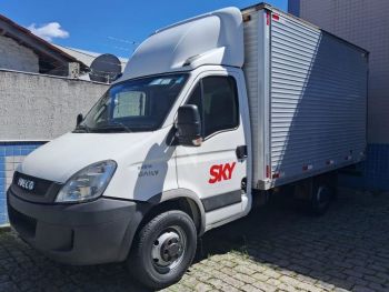 Iveco Daily Chassi 2014  (2014) em Curitiba, PR